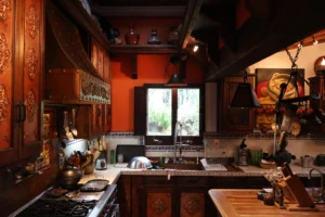 Western kitchen furniture with country elegance and traditional style